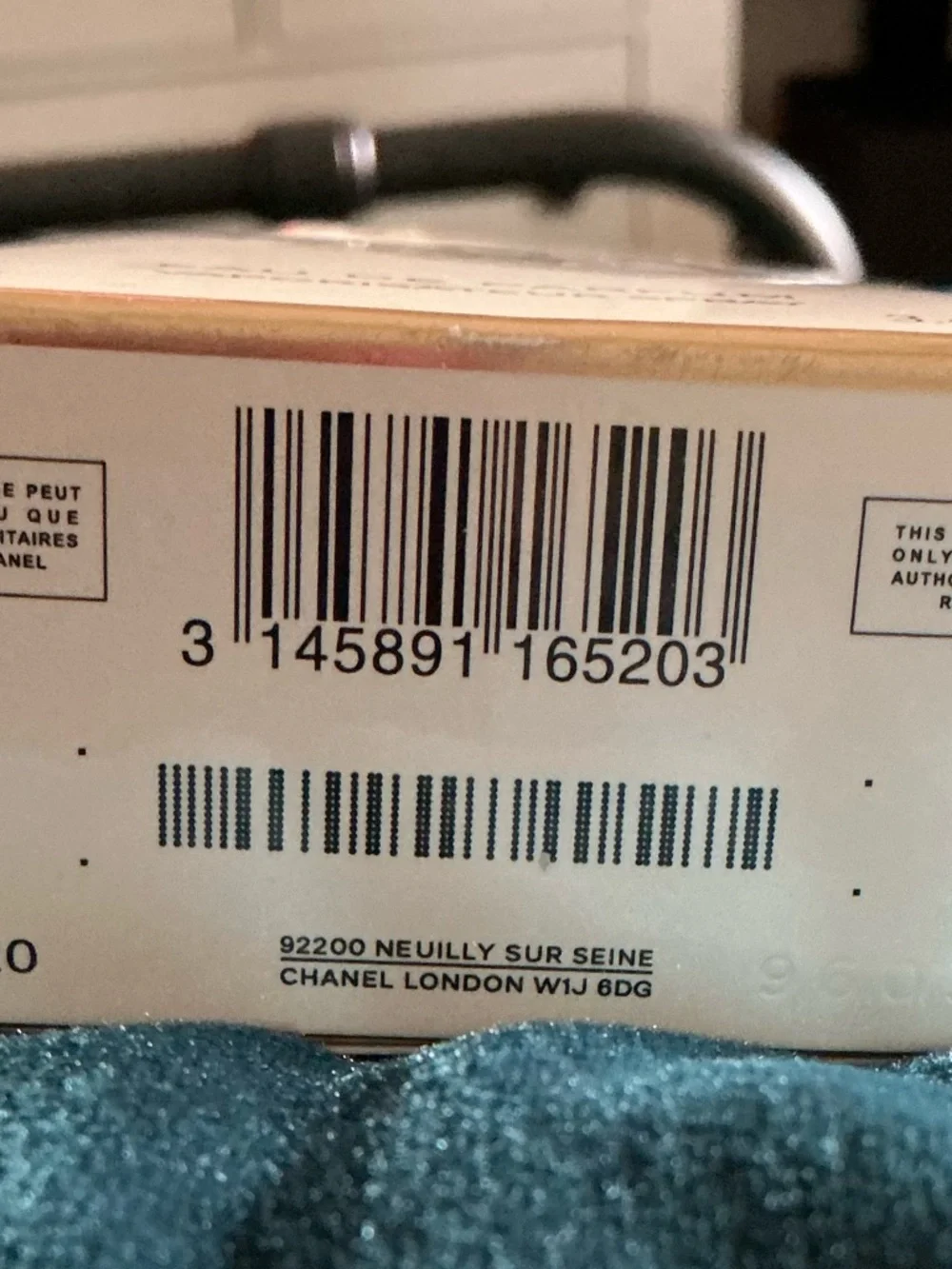 ✨ CHANEL Coco Mademoiselle Eau de Parfum 3.4 oz (100 ml) ✨ - Picture 3 of 8